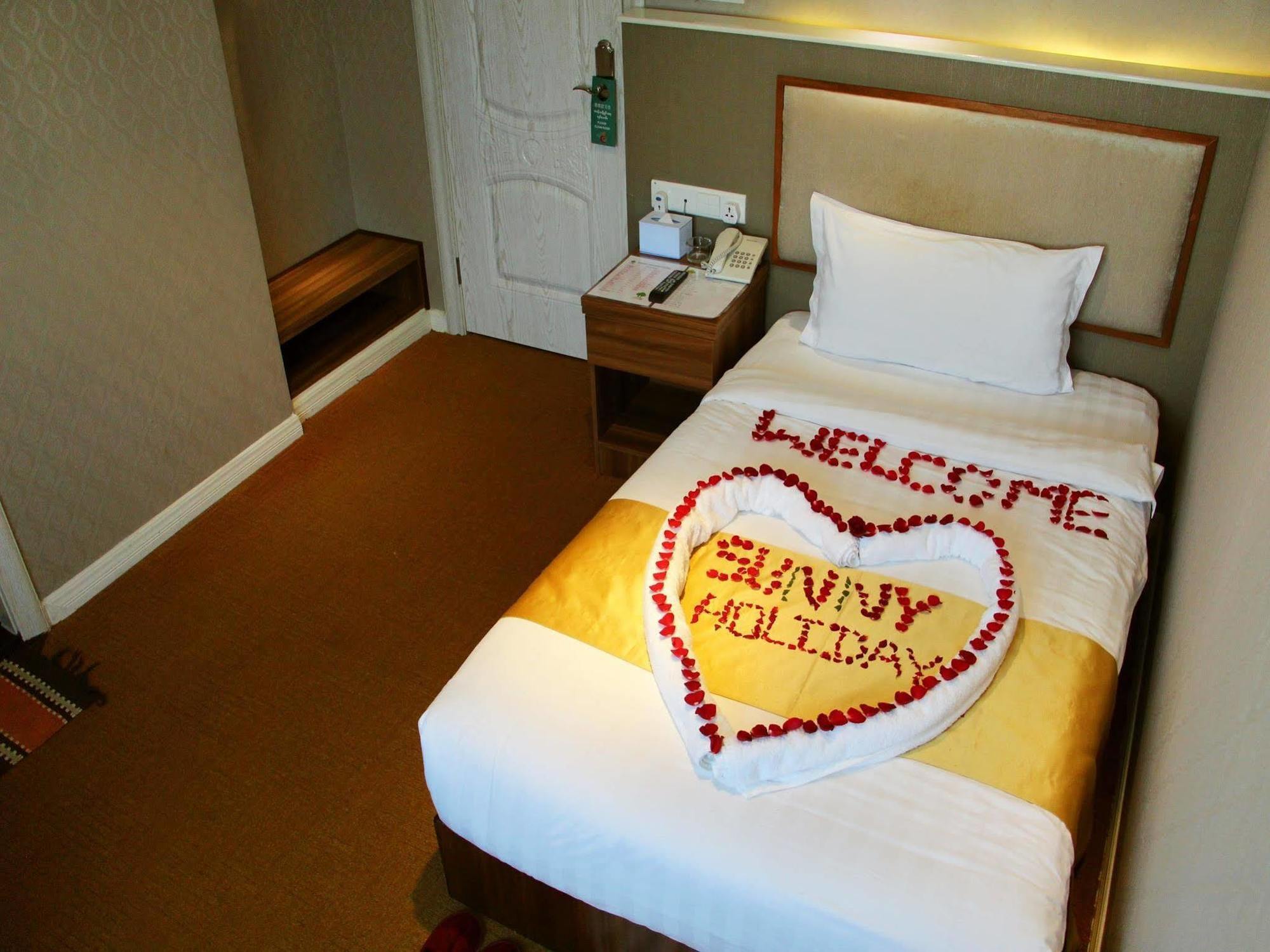 Sunny Holiday Hotel Gyogon Exteriér fotografie